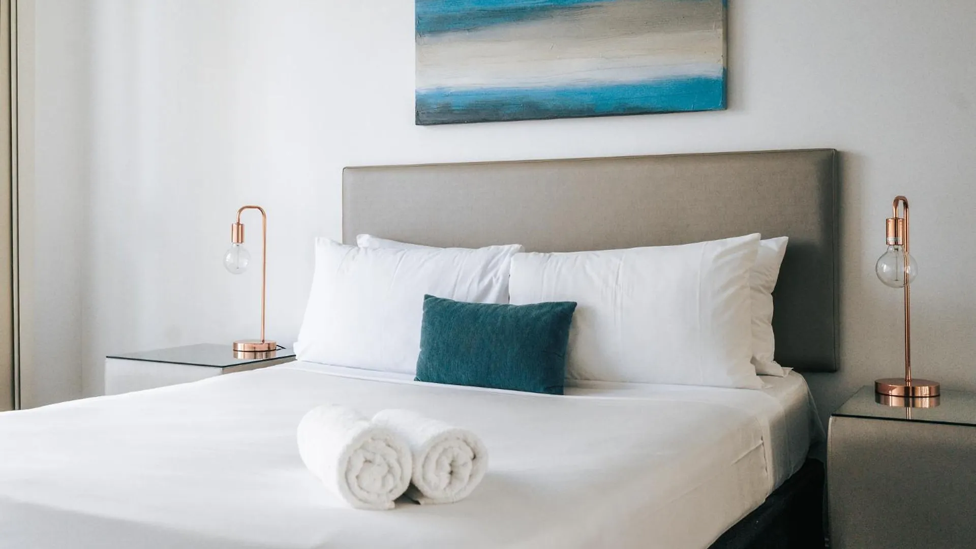 The Crest Apartments Gold Coast Aparthotel