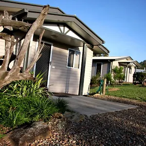 https://yabbaloumba-retreat.hotelssunshinecoast.net
