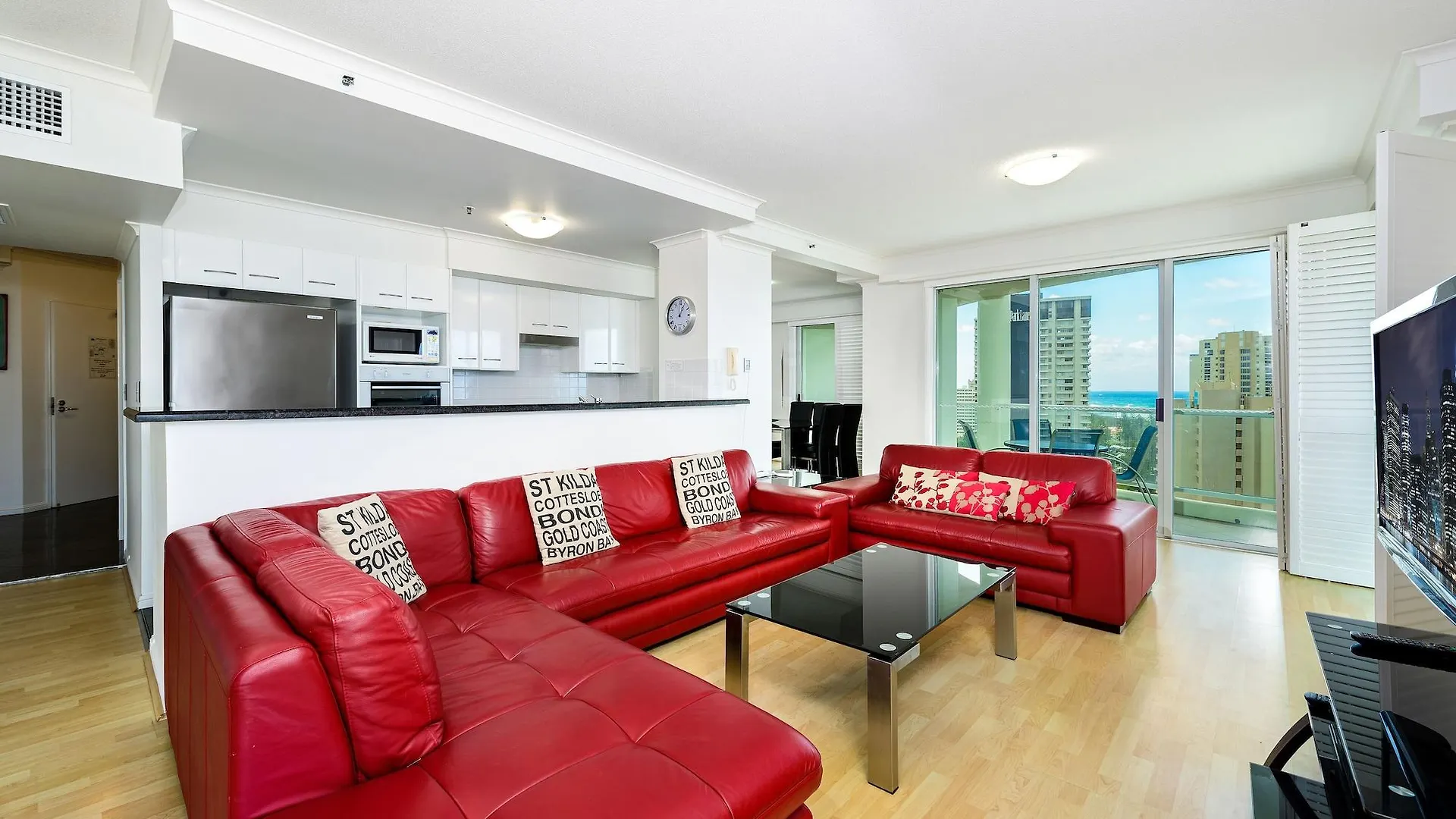 Aparthotel The Crest Apartments Gold Coast