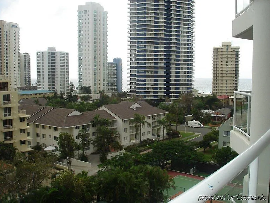 The Crest Apartments Gold Coast 4*,  Australia