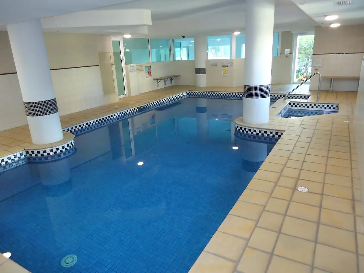 **** Aparthotel The Crest Apartments Gold Coast Australia