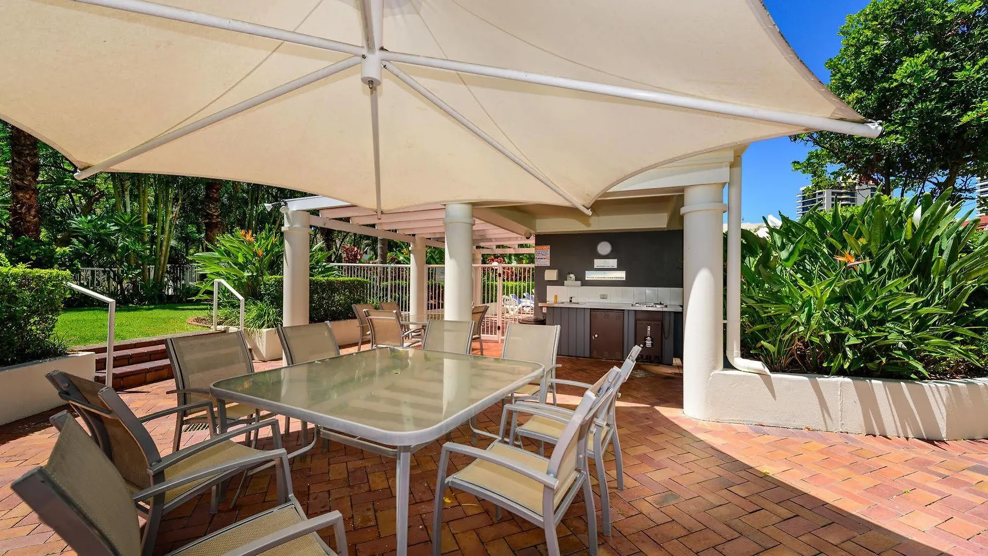 The Crest Apartments Gold Coast